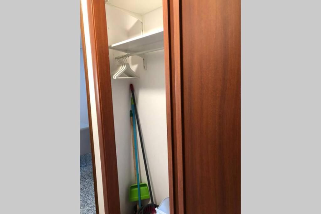 Estudio Tipo Loft En El Centro De ムガルドス エクステリア 写真