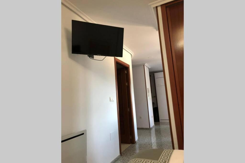 Estudio Tipo Loft En El Centro De ムガルドス エクステリア 写真